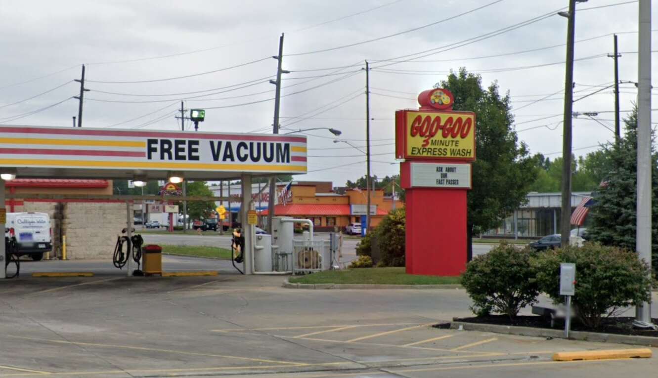 GooGoo Car Wash - 622 - North Randall
