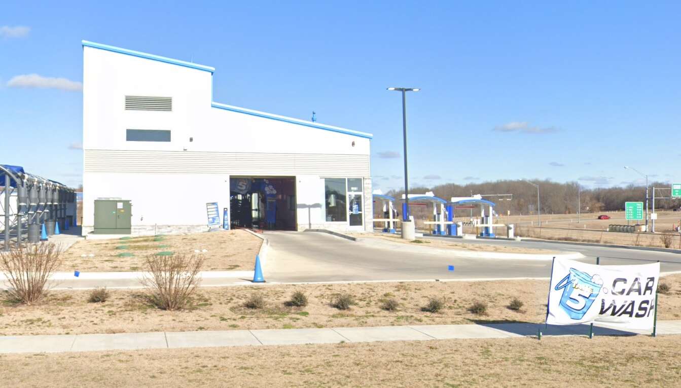 Take 5 Car Wash - 454 - Broken Arrow