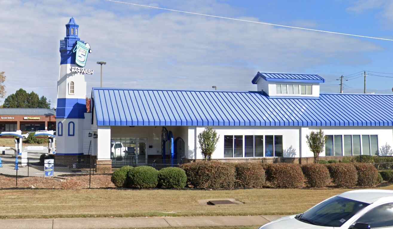 Take 5 Car Wash - 412 - Woodstock