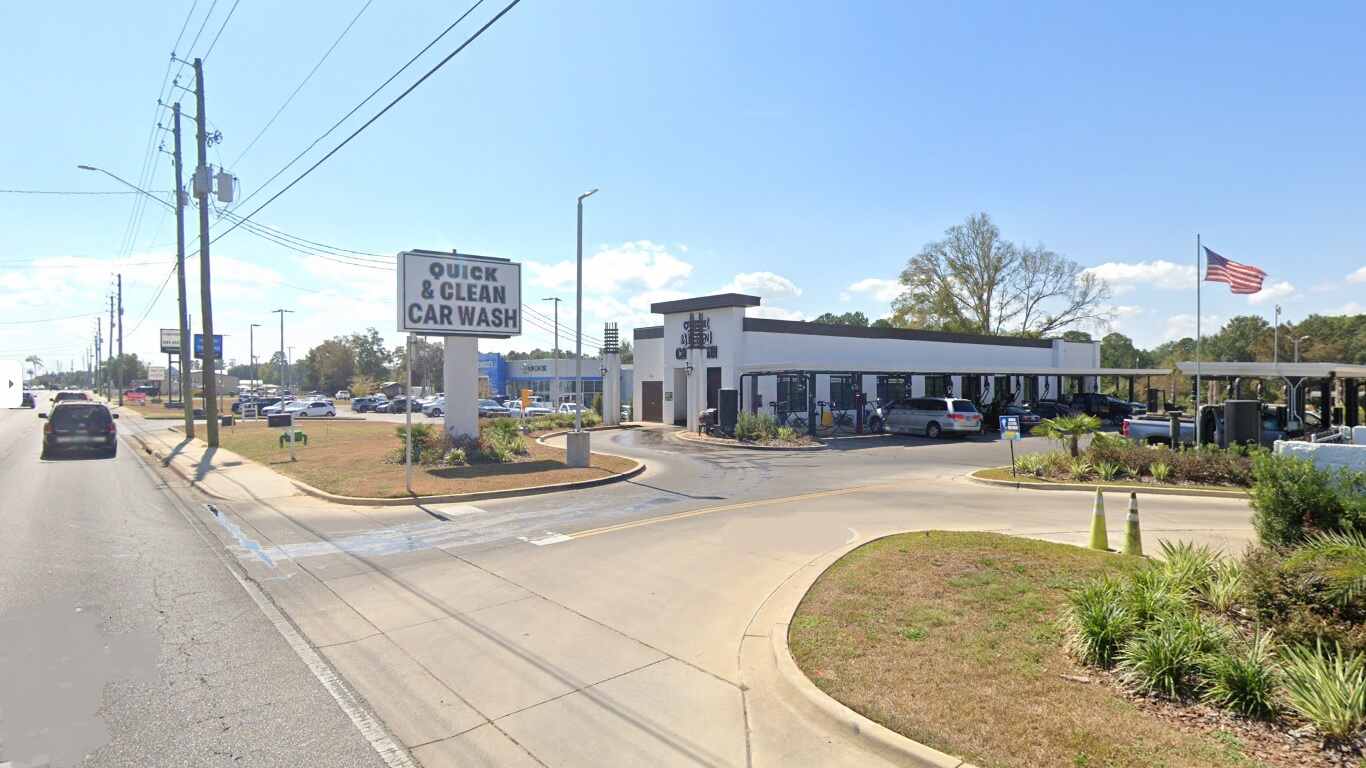 Quick & Clean Car Wash - 253 - Defuniak Spring-US-331