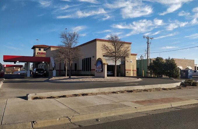 Racer Classic Car Wash - 444 - Lubbock-50th