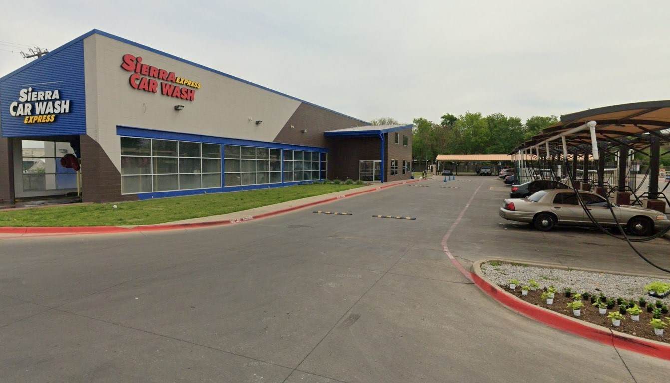 Sierra Express Wash - 458 - Dallas-S Buckner