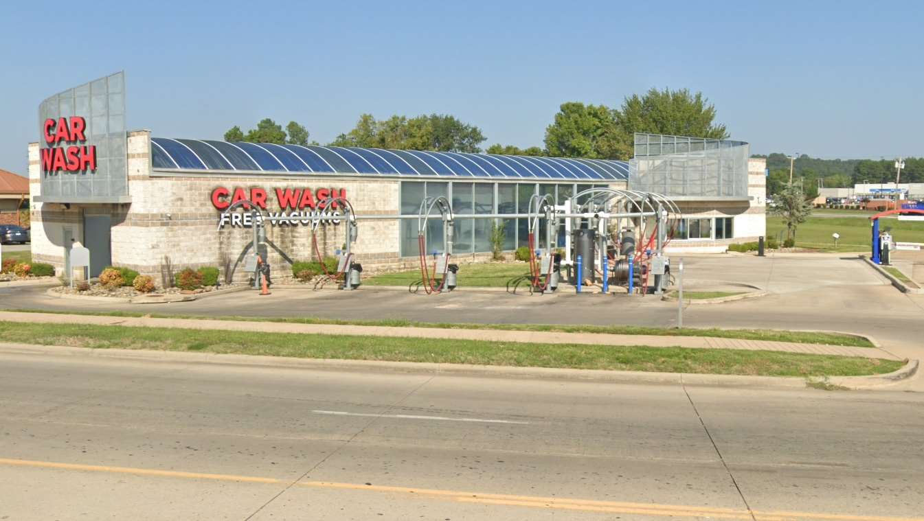 Car Wash USA Express - 033 - Fort Smith-Phoenix