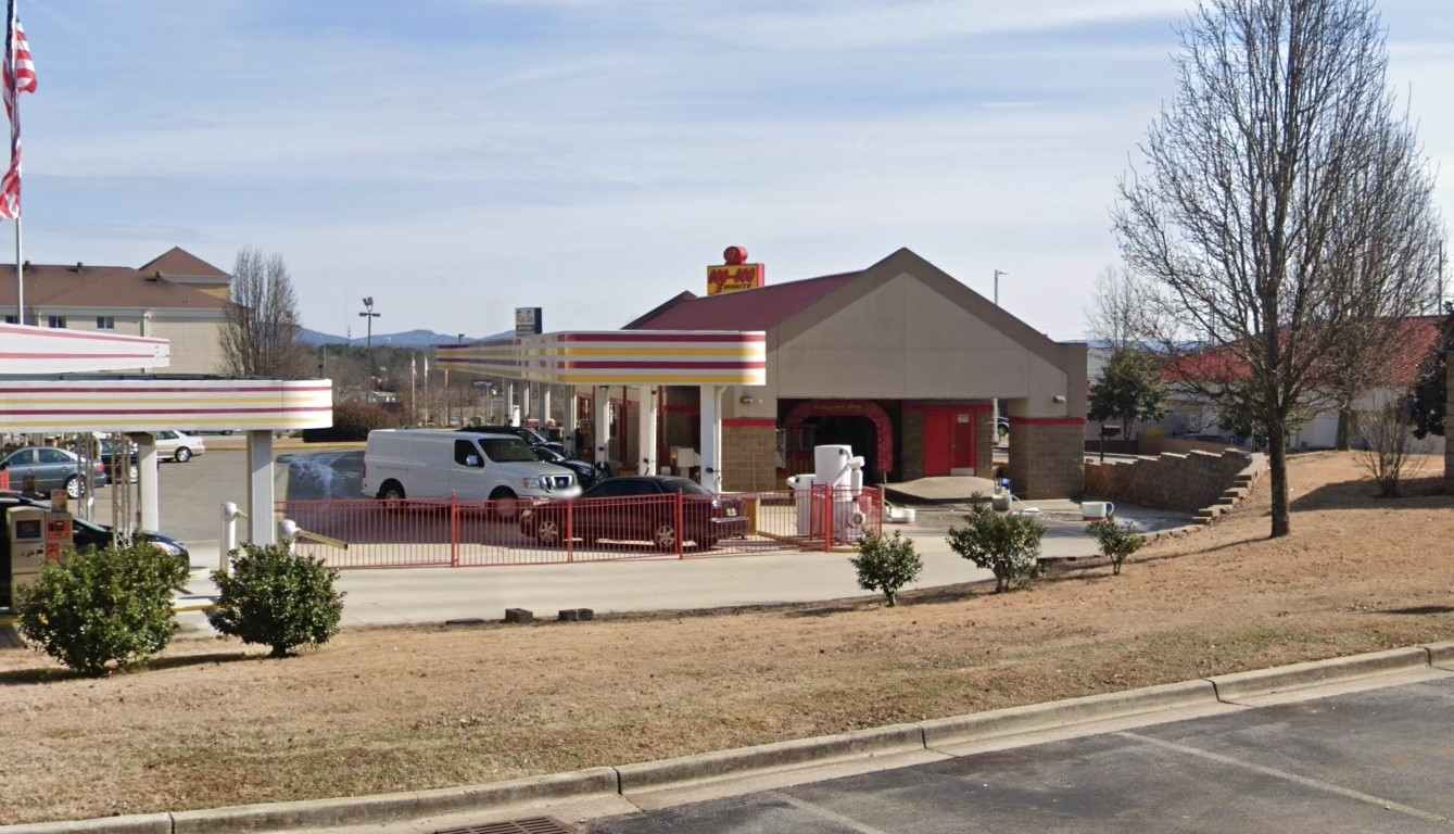 GooGoo Car Wash - 606 - Huntsville-Waddell