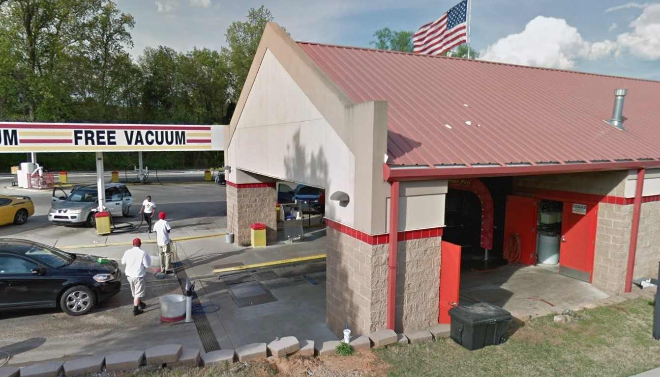 GooGoo Car Wash - 606 - Huntsville-Waddell