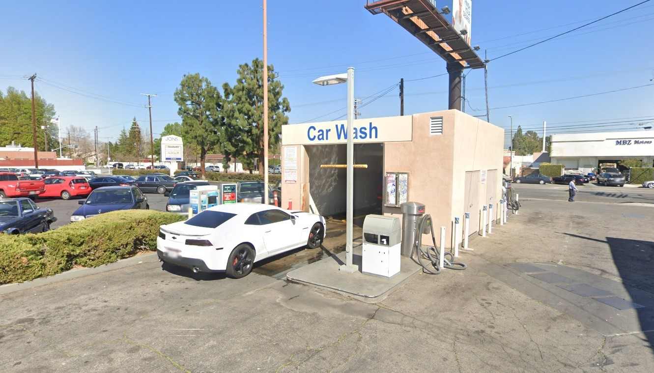Joes Mobile Inc. Chevron - Winnetka
