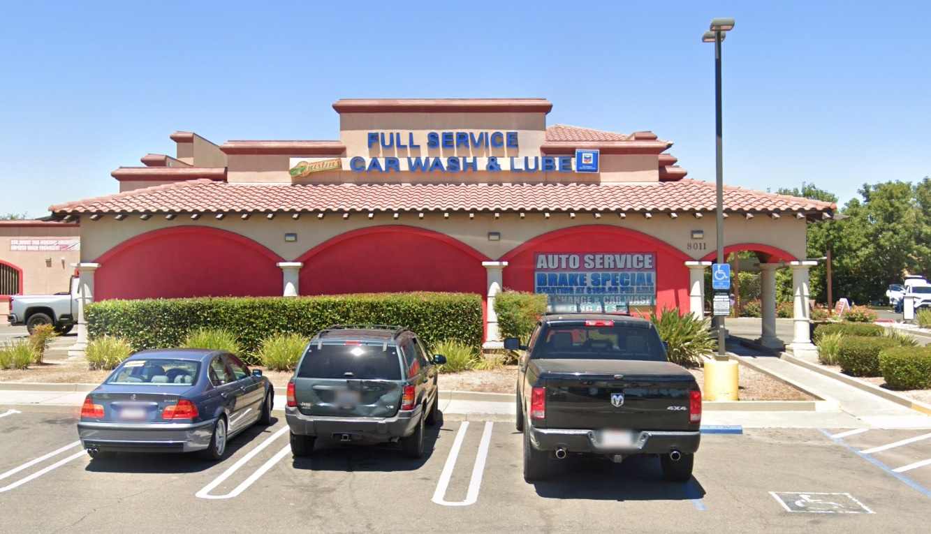 Justin's Roseville Car Wash (Express)- 8011 Washington Blvd