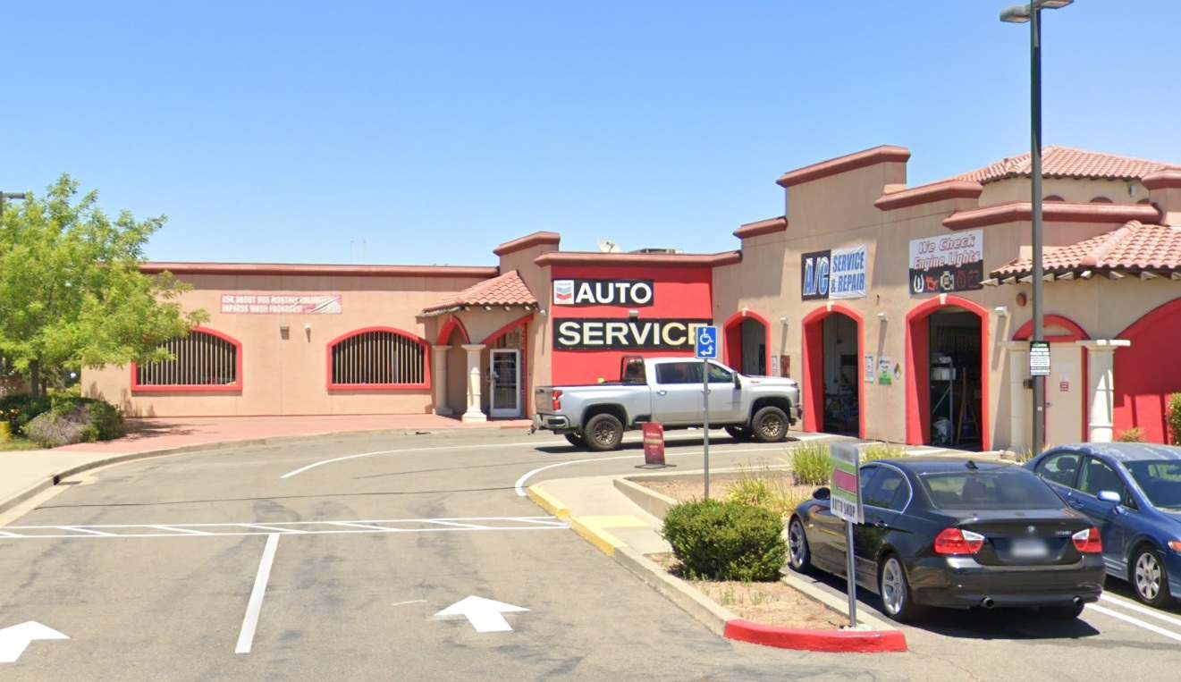 Justin's Roseville Car Wash (Express)- 8011 Washington Blvd
