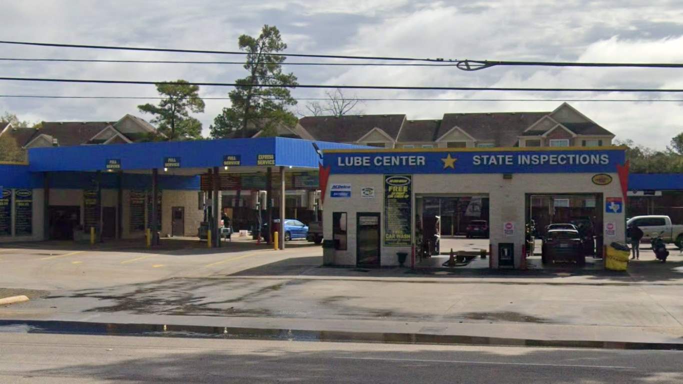 Super Shine Car Wash and Lube- Jones Rd
