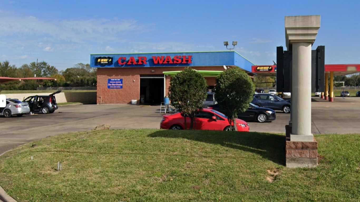 Super Shine Car Wash and Lube - Pecan Grove