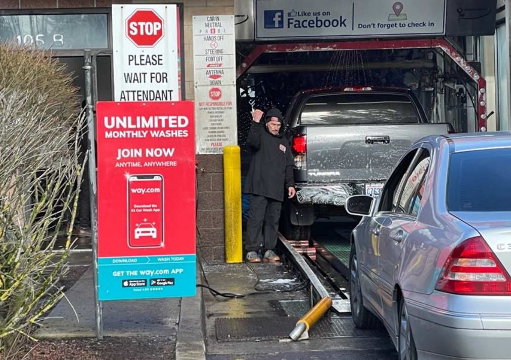 Clean Machine Car Wash- Battle Ground
