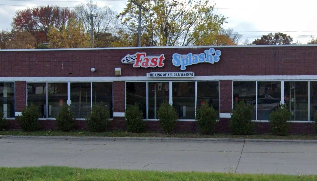 Fast Splash- 26767 Grand River Ave
