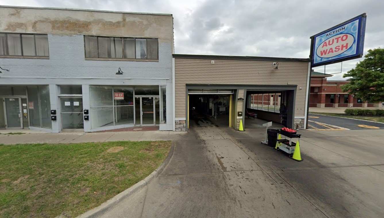 Fast Splash- 3157 Fort St