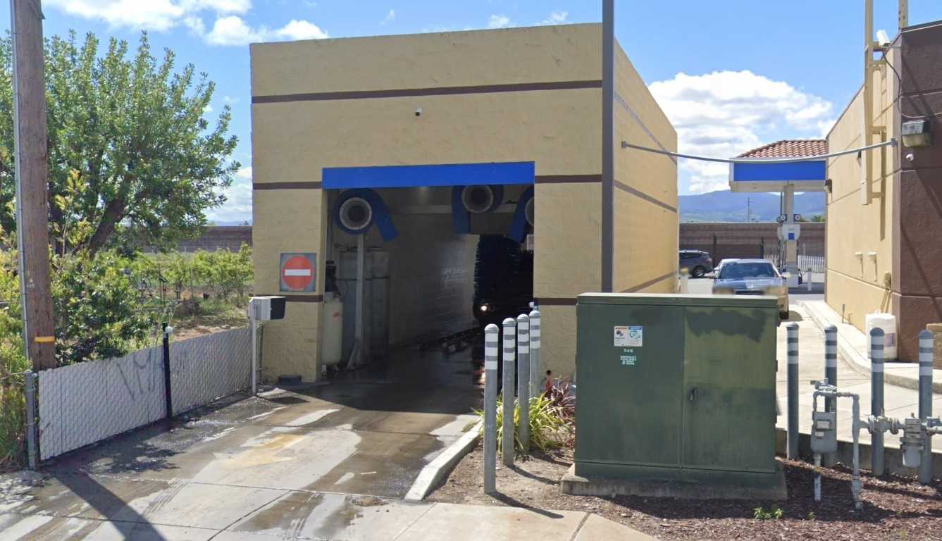 Chevron Car Wash - Hollister
