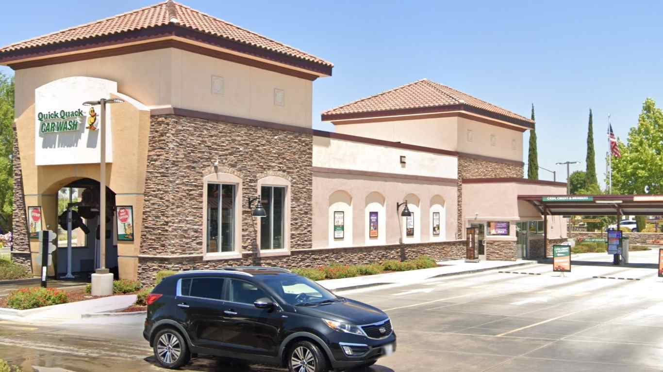 Quick Quack Car Wash - Lincoln