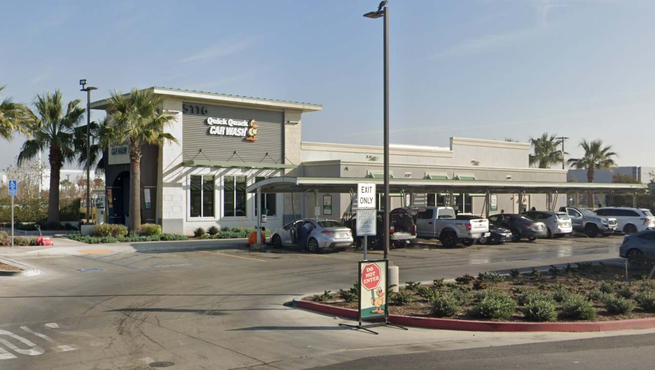 Quick Quack Car Wash - Eastvale