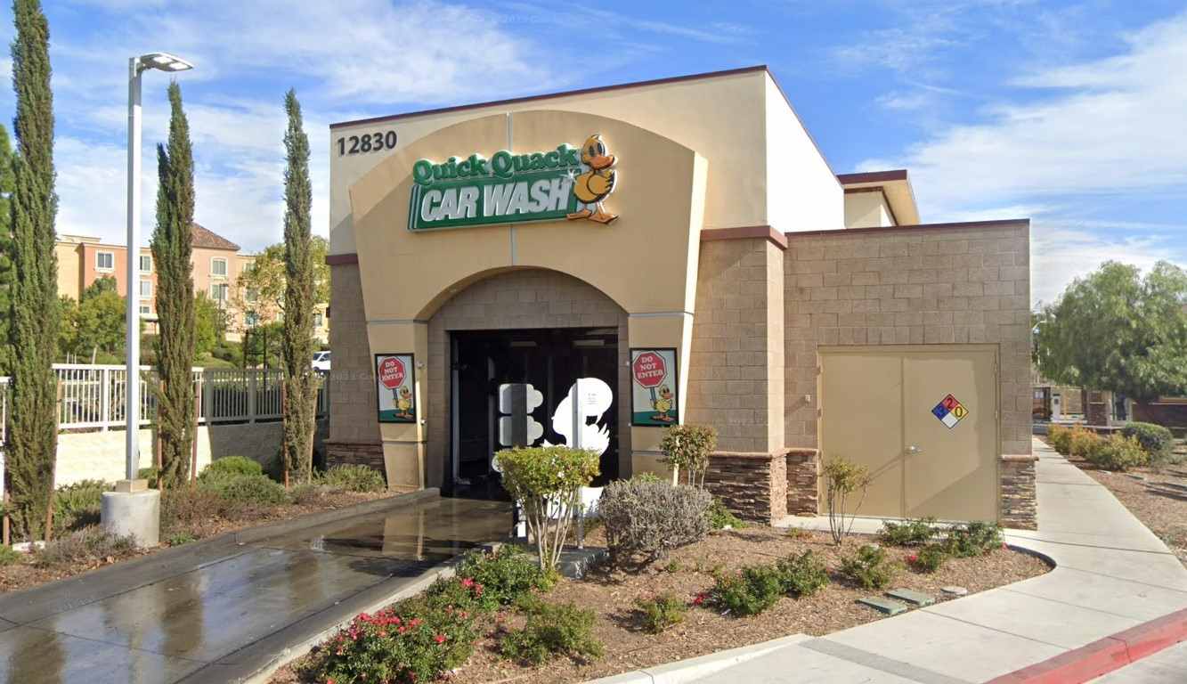 Quick Quack Car Wash - Moreno Valley