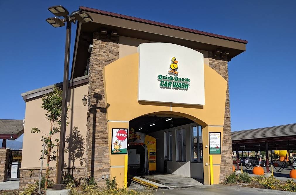 Quick Quack Car Wash - Fontana Highland