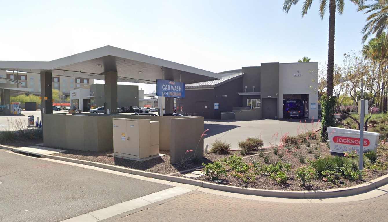 Jacksons Car Wash - 2090 E Rio Salado Pkwy