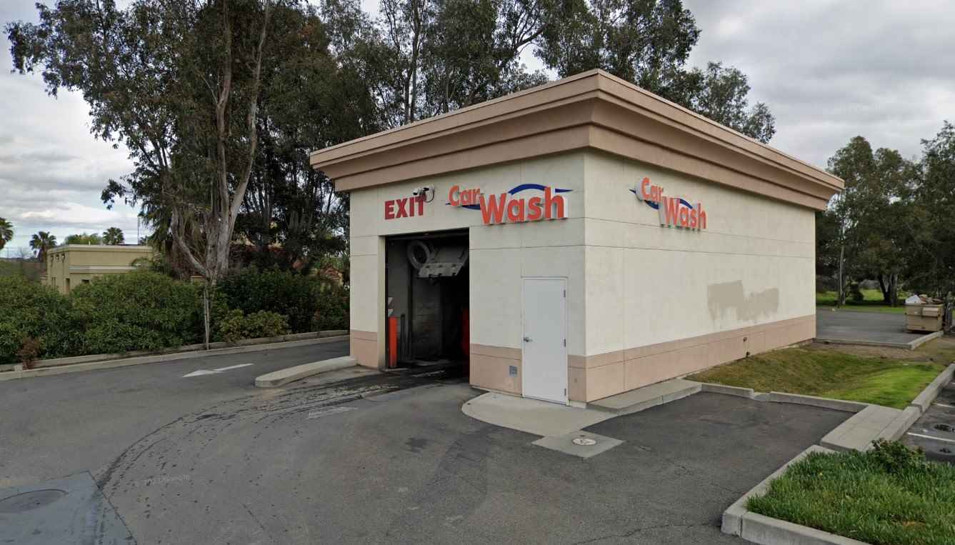 Quick Quack Car Wash - Vacaville Leisuretown
