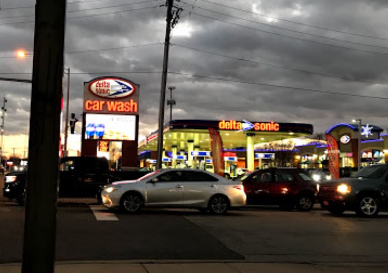 Delta Sonic - 13740 Cicero Avenue