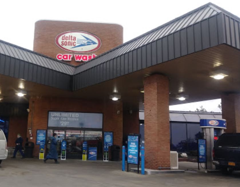 Delta Sonic - 615 East Ridge Road