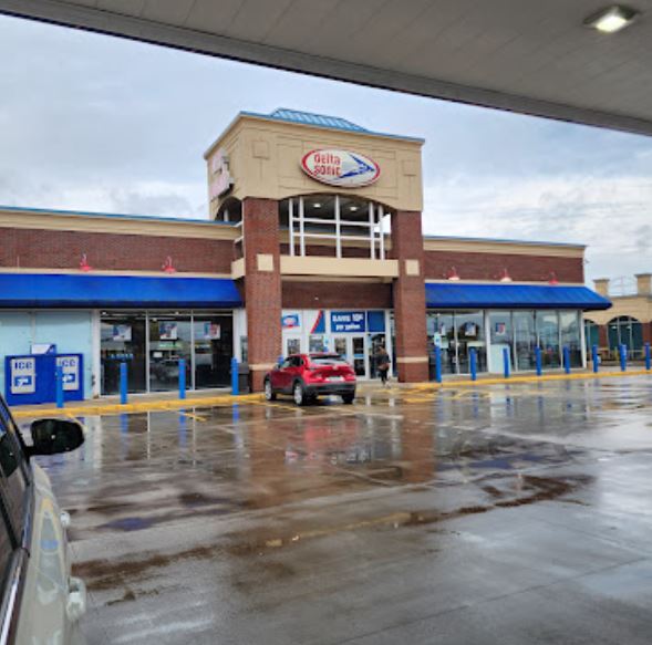 Delta Sonic - 6900 Peach Street