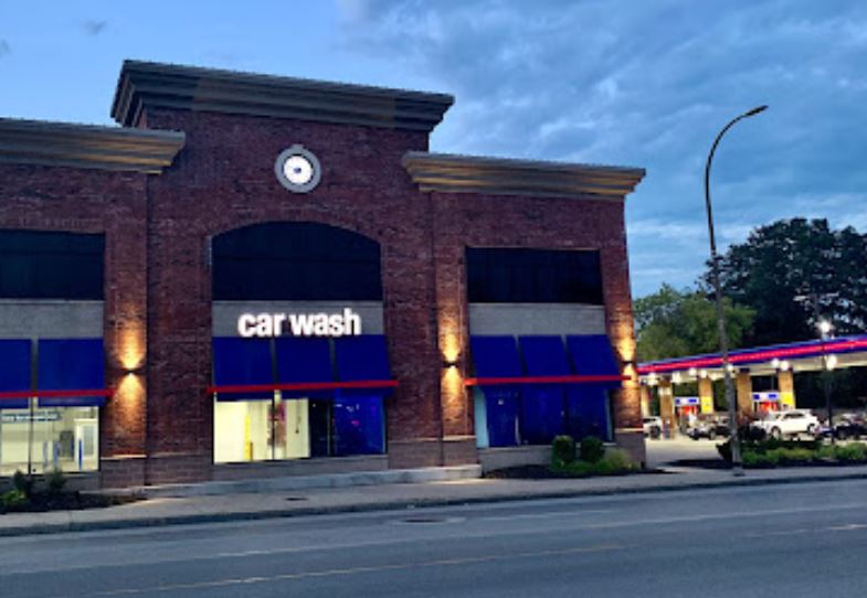 Delta Sonic - 718 East Main Street