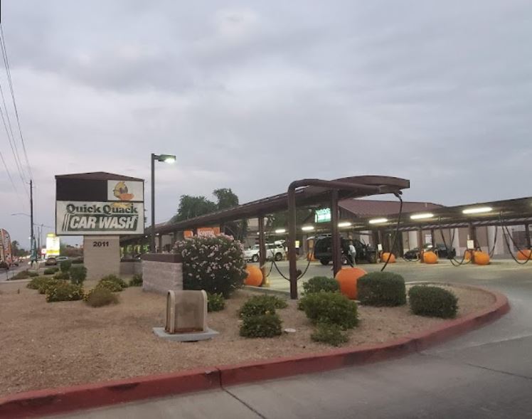 Quick Quack Car Wash - Cactus