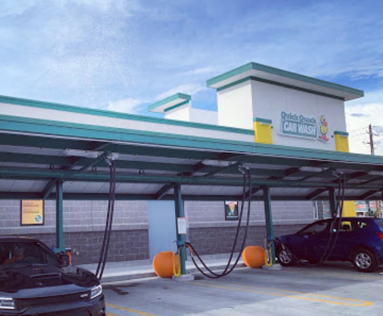 Quick Quack Car Wash - Roy