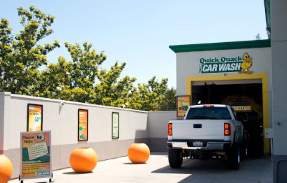 Quick Quack Car Wash - Sacramento College Greens