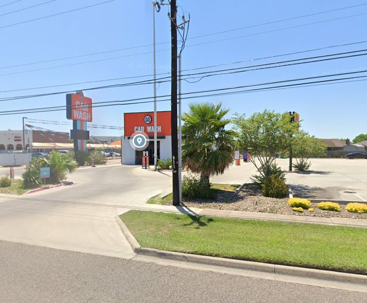 Riptide Auto Car Wash - Staples St