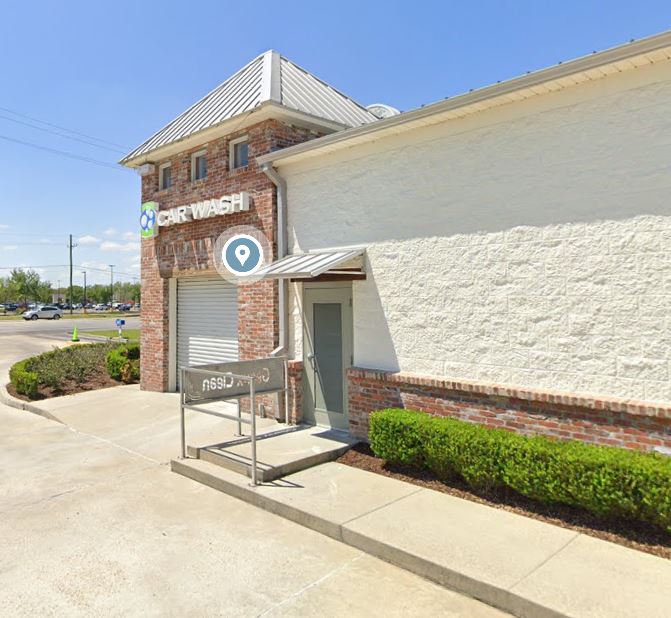 WhiteWater Express Car Wash-Baton Rouge- Burbank