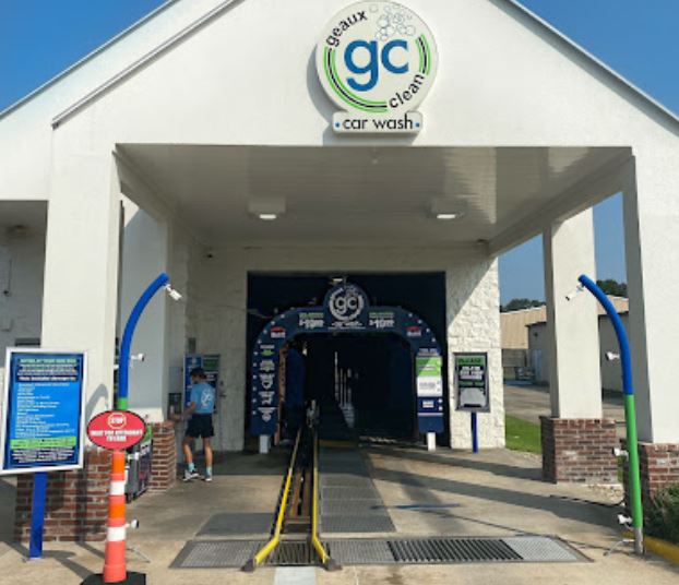 WhiteWater Express Car Wash-Baton Rouge-Highland