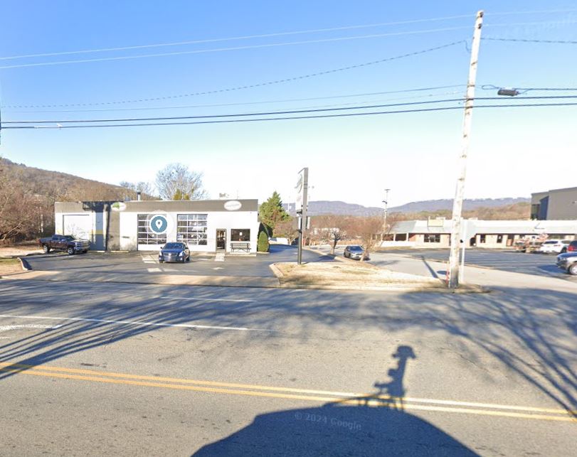 Broad Street Fast Lube-Car Wash