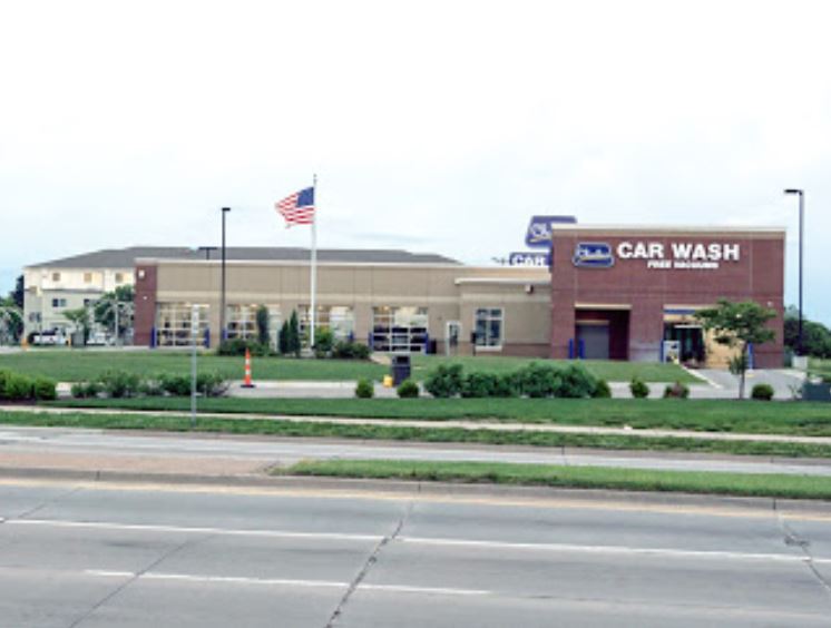 Charlie's Car Wash