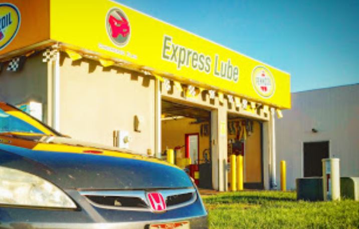 Checkered Flag Express Lube