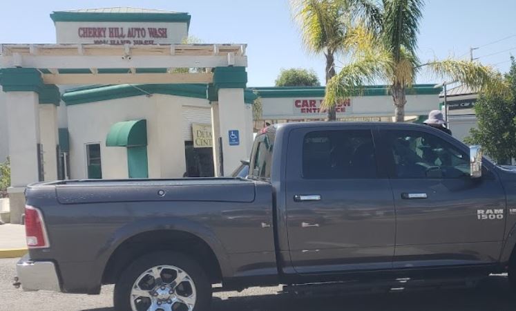 Cherry And Artesia Car Wash