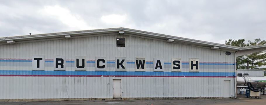 Choo Choo Truck Wash Plaza