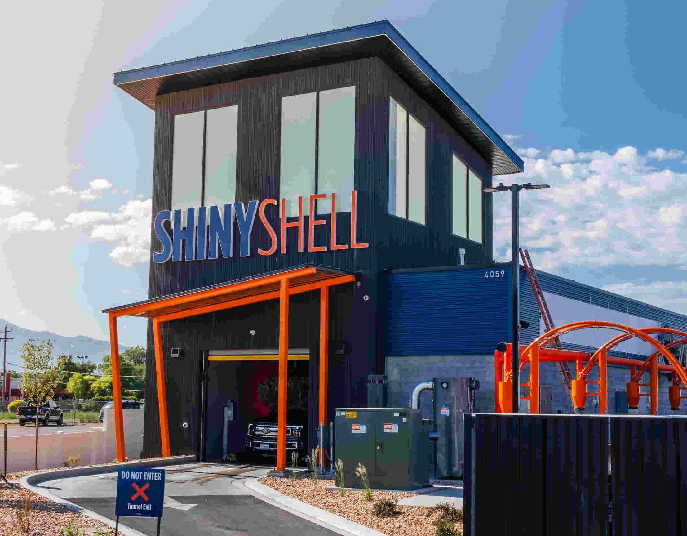 Shiny Shell Carwash - Kearns