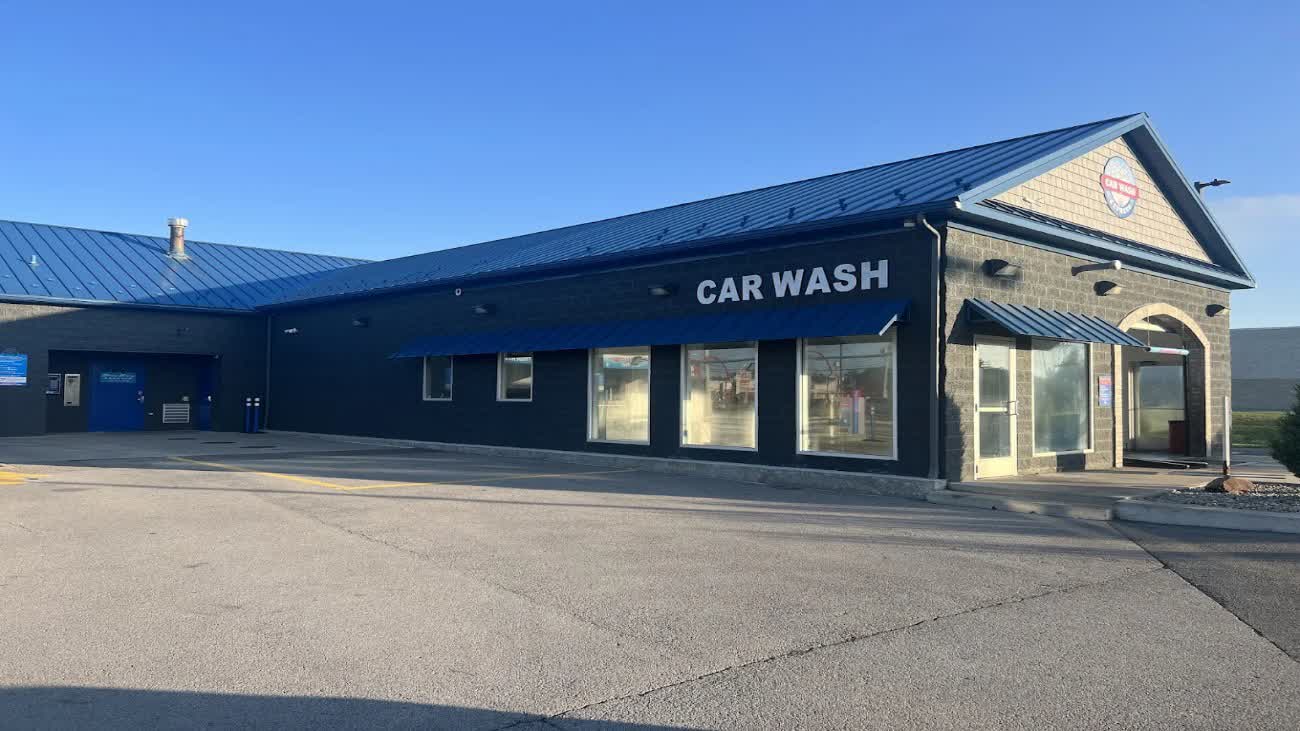 Splash Car Wash - Veterans