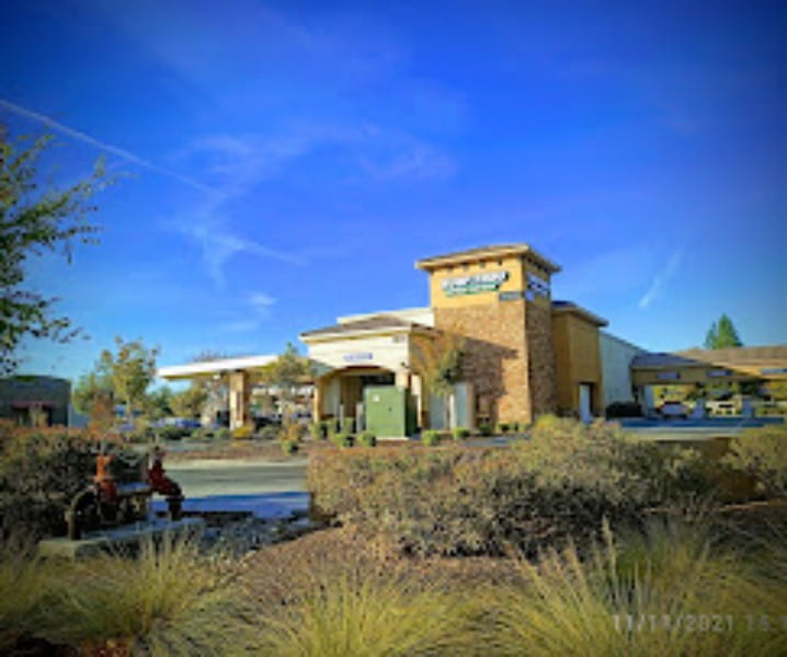 Surf Thru Express Car Wash - 1501 Colusa Hwy, Yuba City