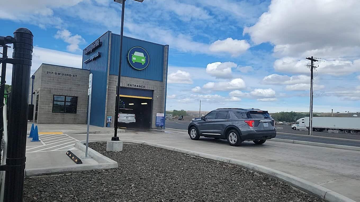 Thoroughbred Express Car Wash - Pendleton