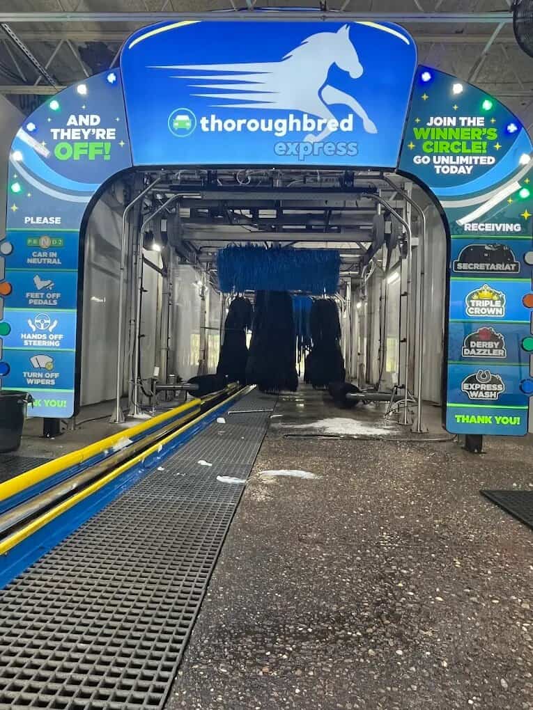 Thoroughbred Express Car Wash - Charleston Downtown