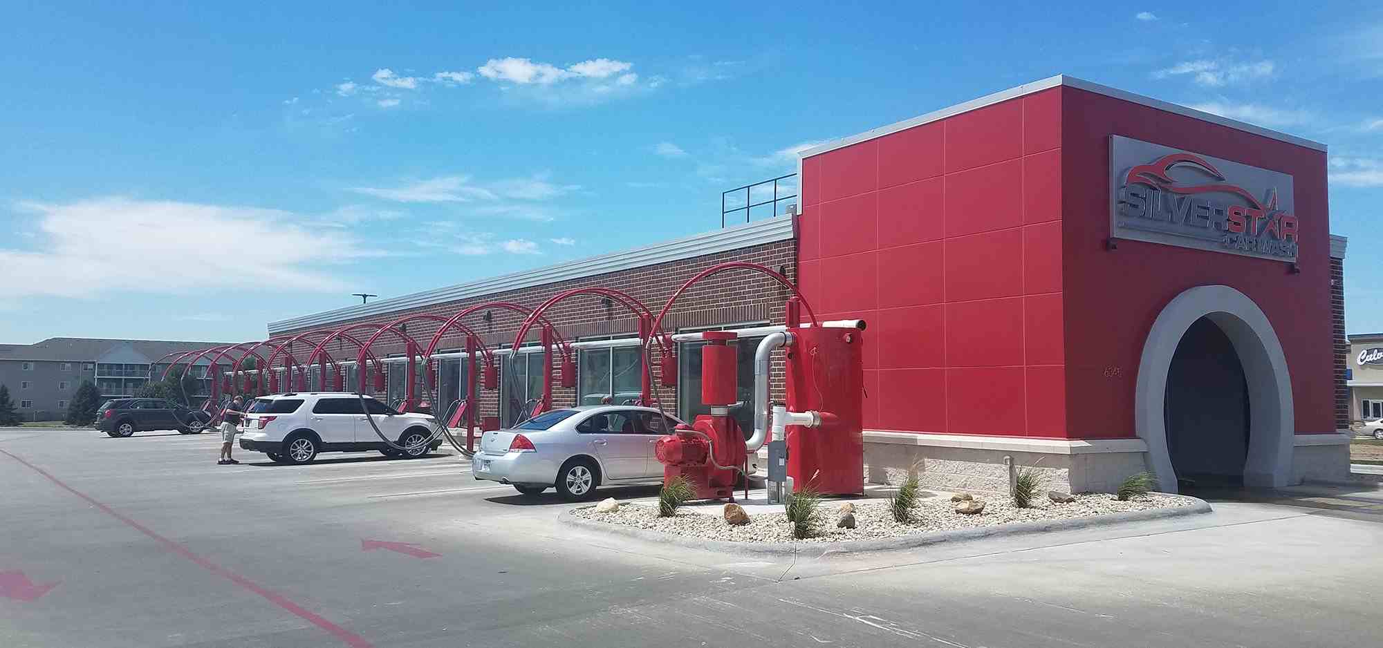 Silver Star Car Wash - 6345 S Louise Ave