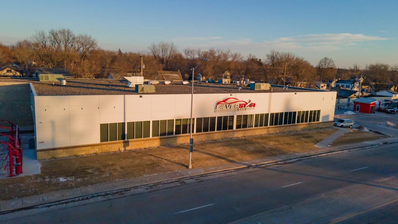 Silver Star Car Wash - 1500 S Minnesota Ave