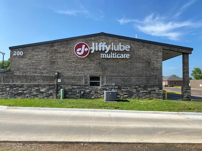 Jiffy Lube - Hugo