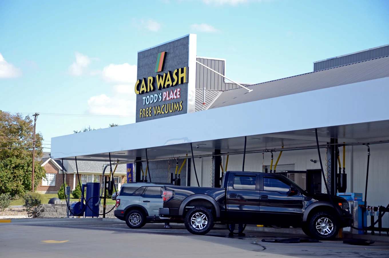 Todd's Place Express Car Wash - La Grange
