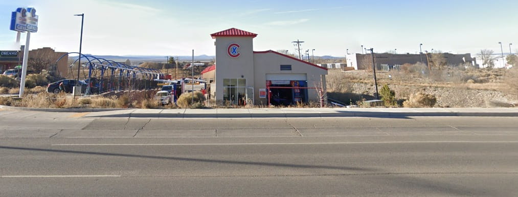 Champion Xpress -  1122 Paseo del