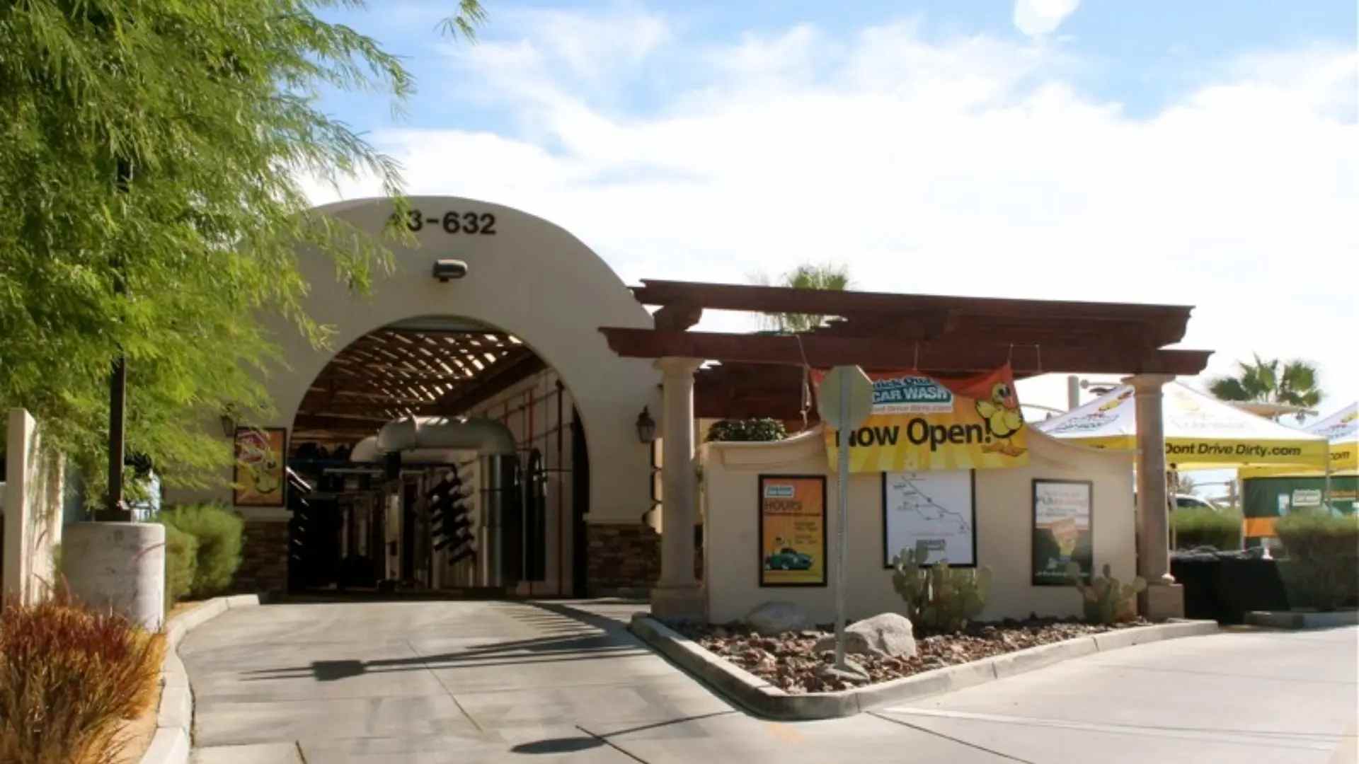 Quick Quack Car Wash - La Quinta